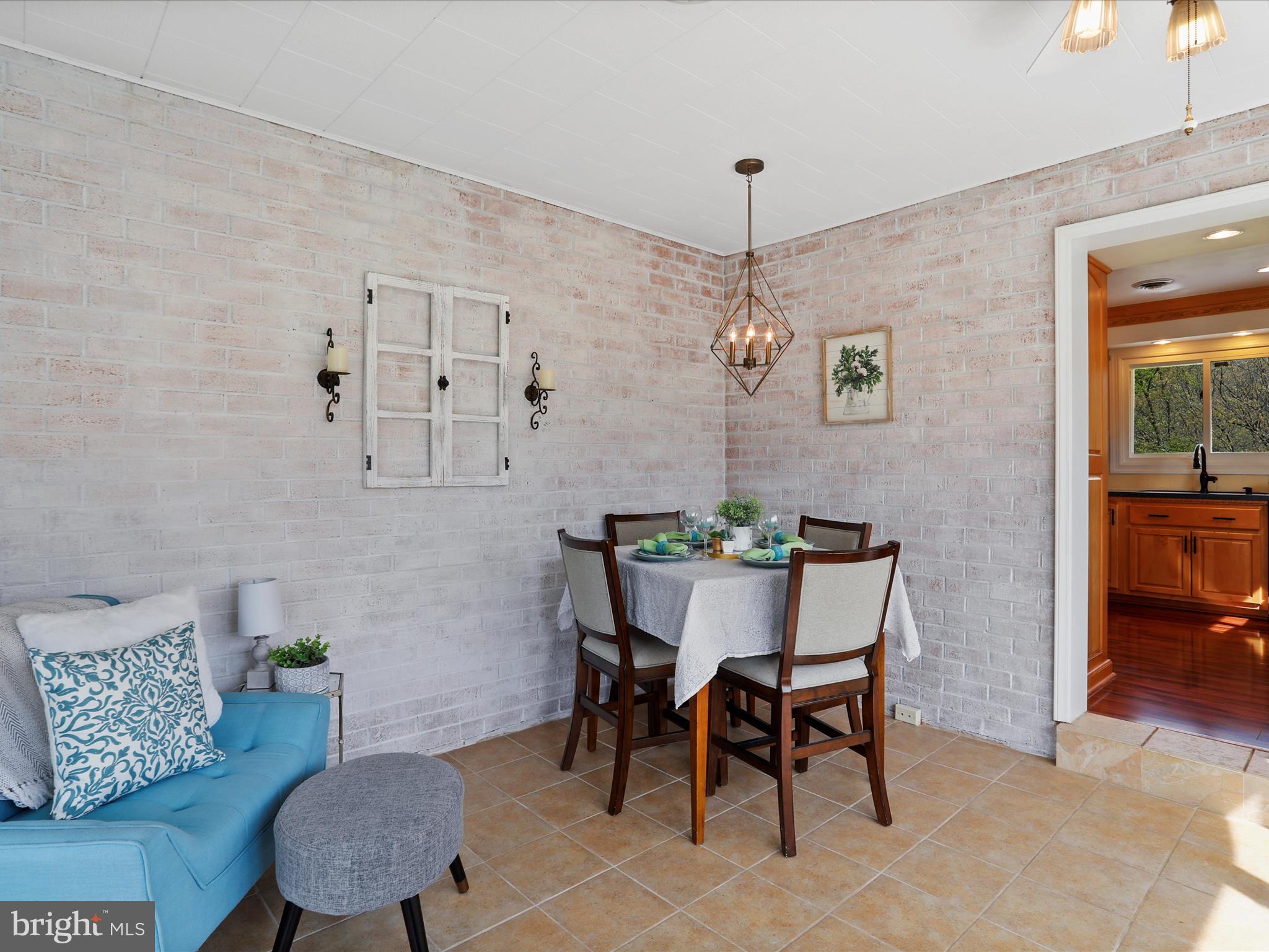 RAWLINGS HEIGHTS - Residential