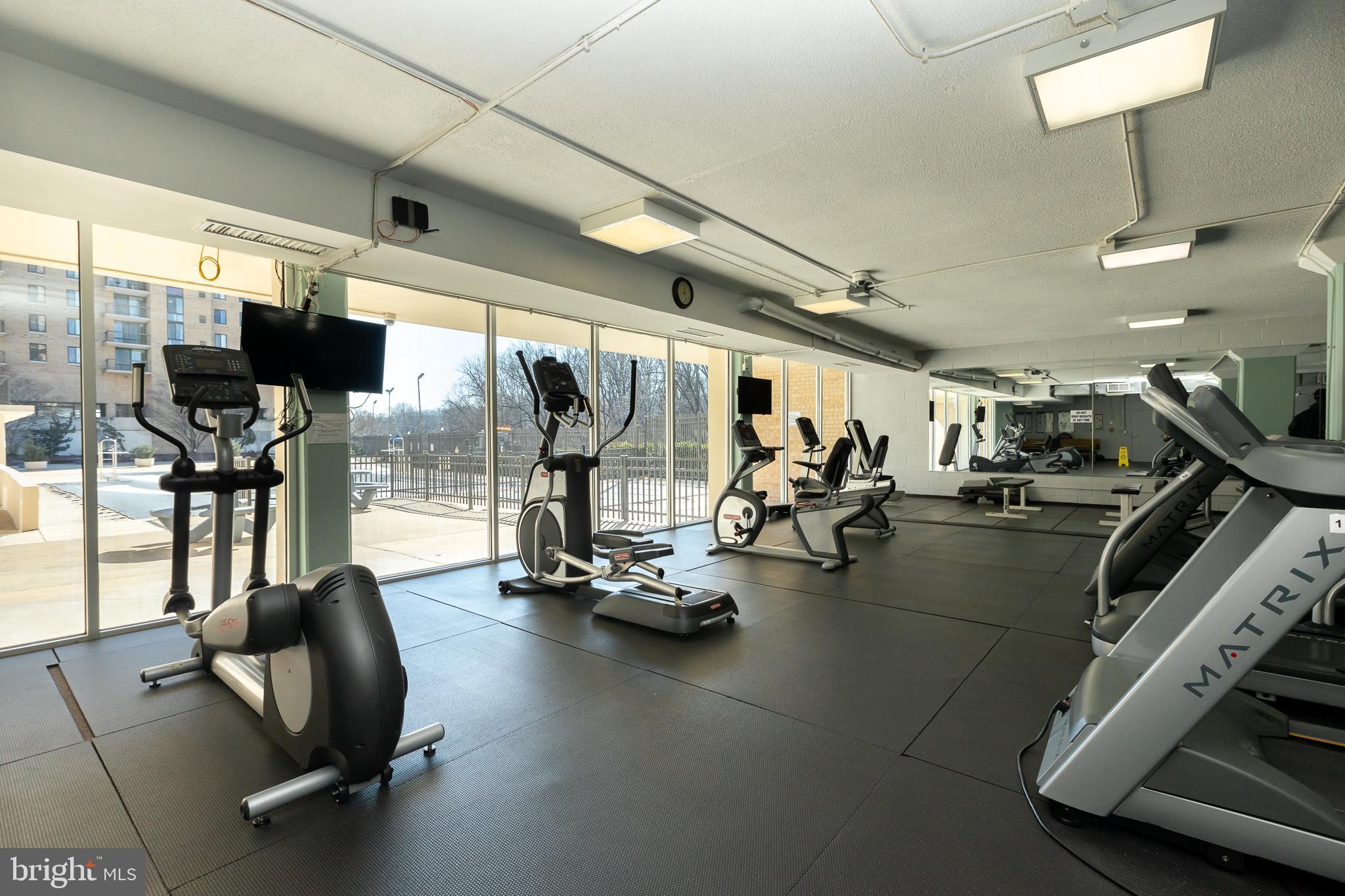 THE CARLTON - Residential