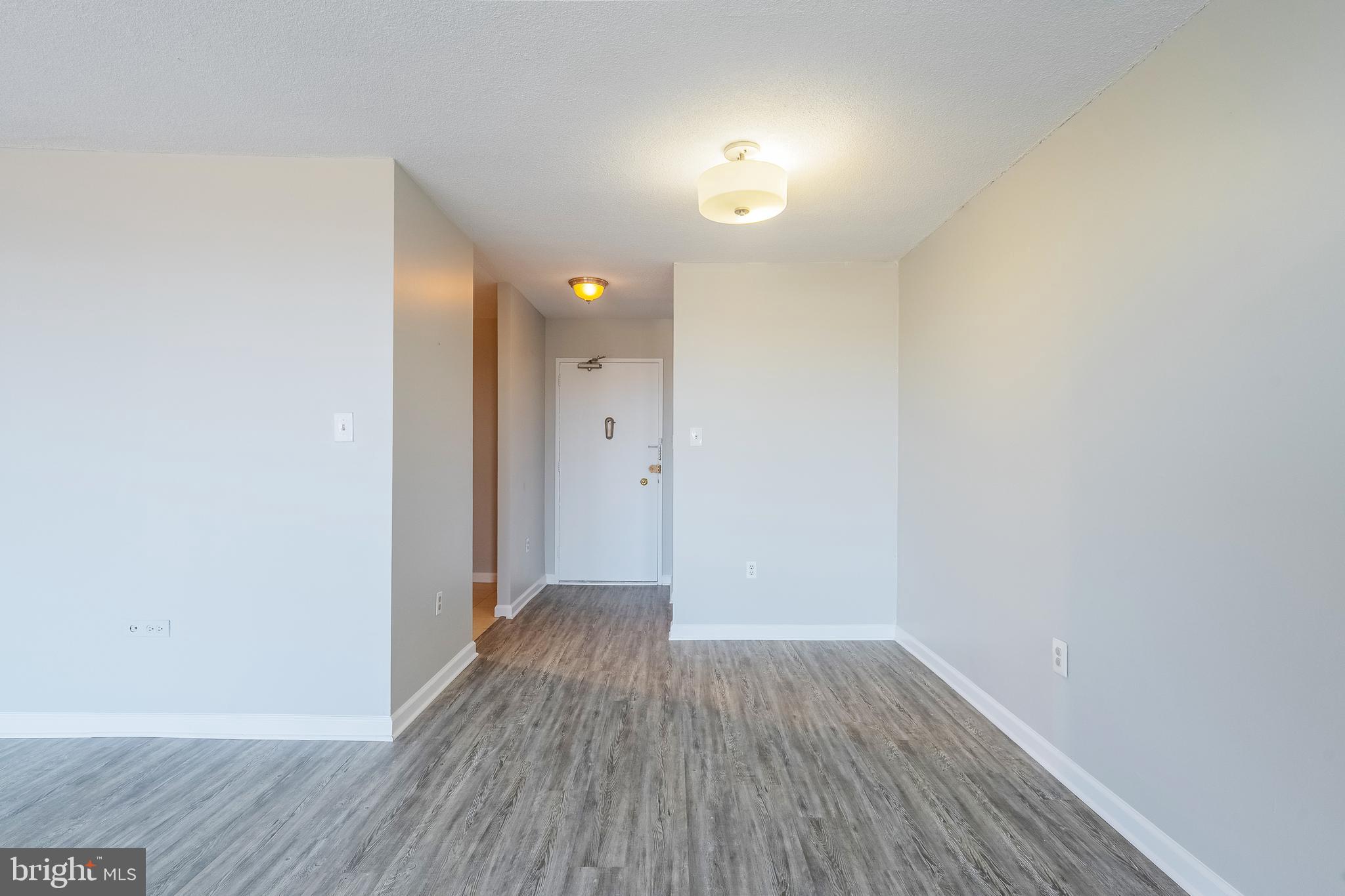 THE CARLTON - Residential