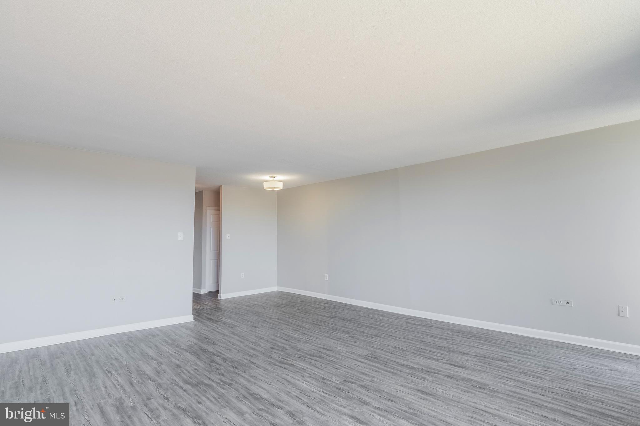 THE CARLTON - Residential