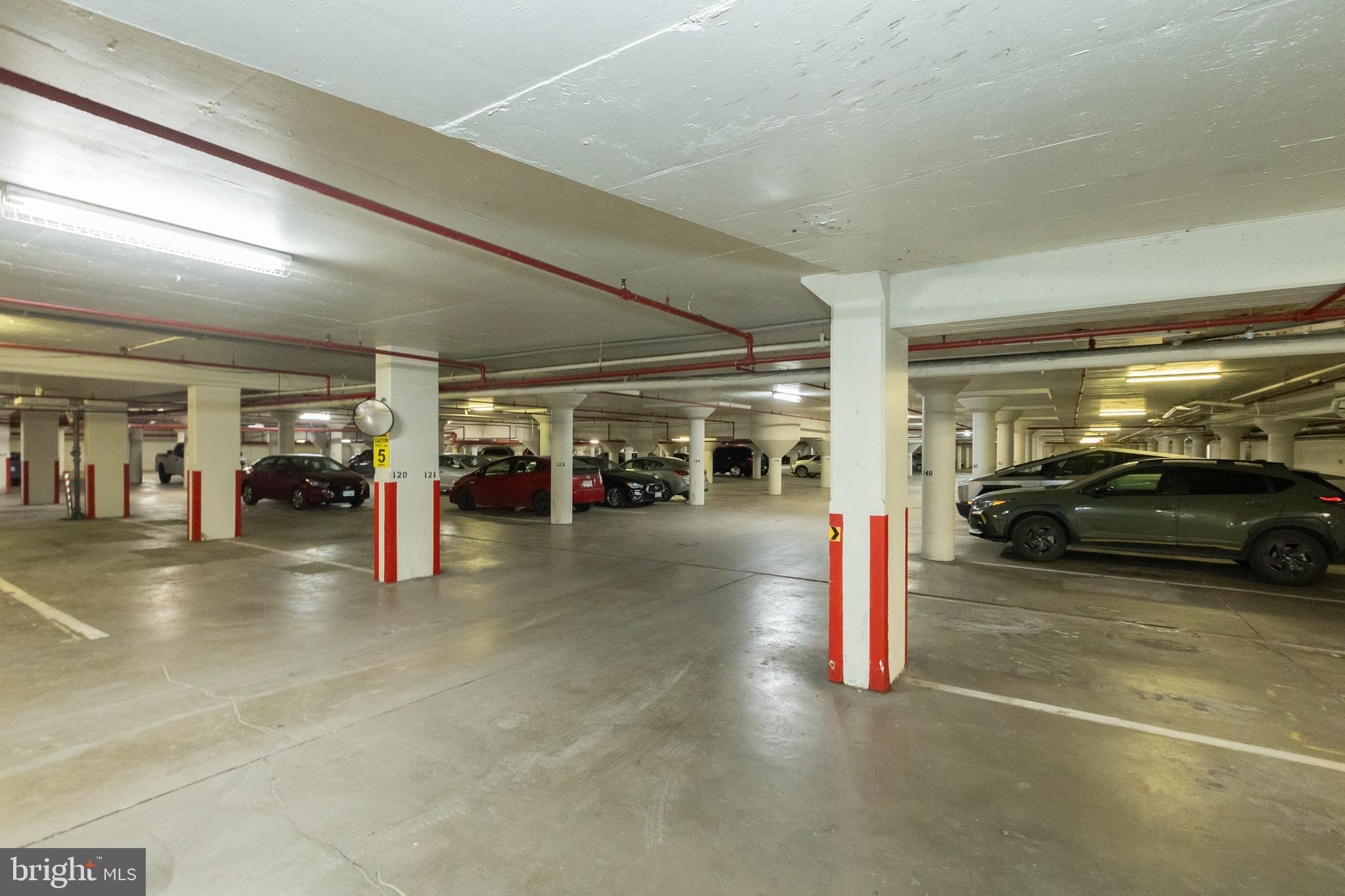 THE CARLTON - Residential