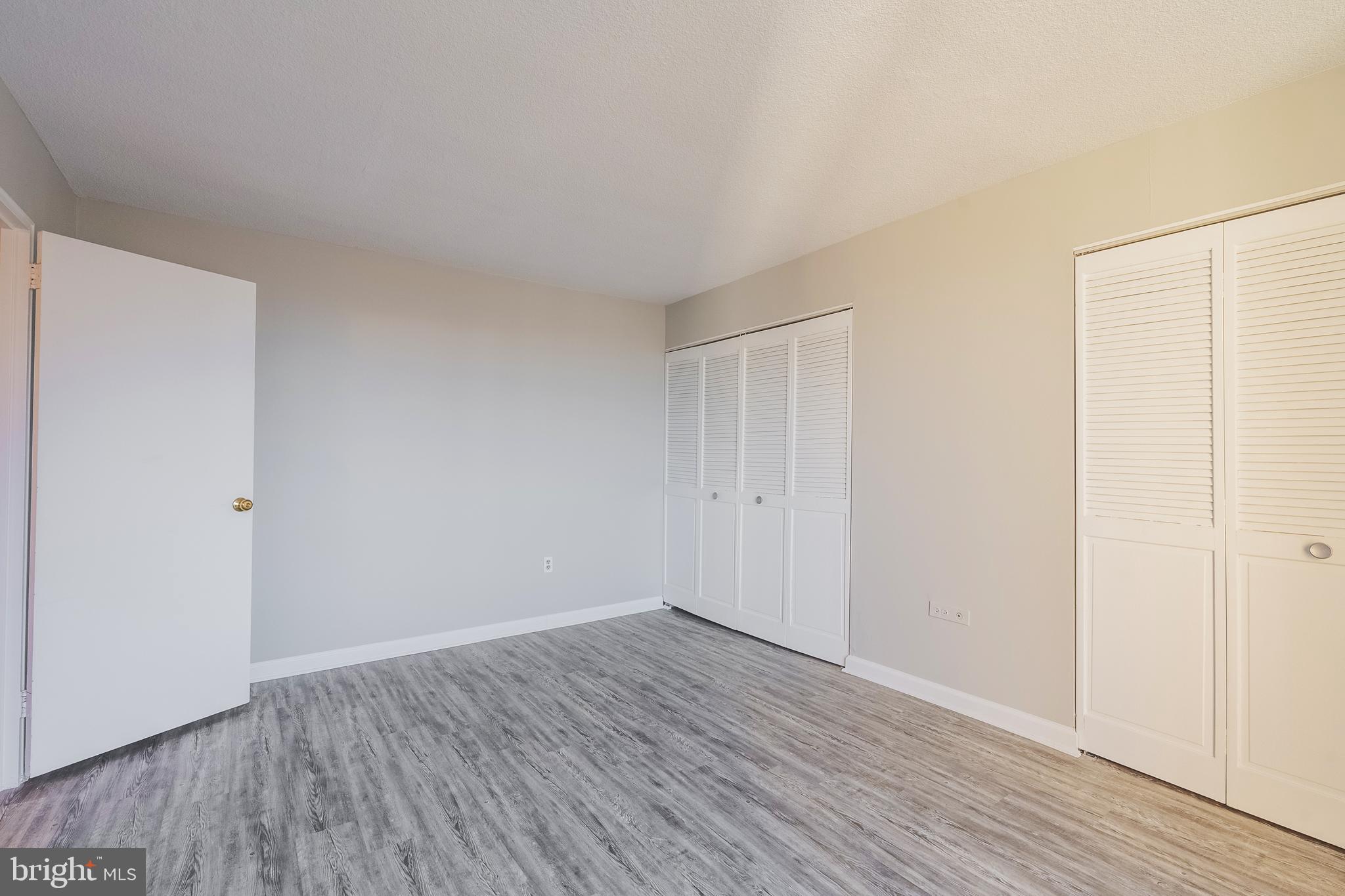 THE CARLTON - Residential