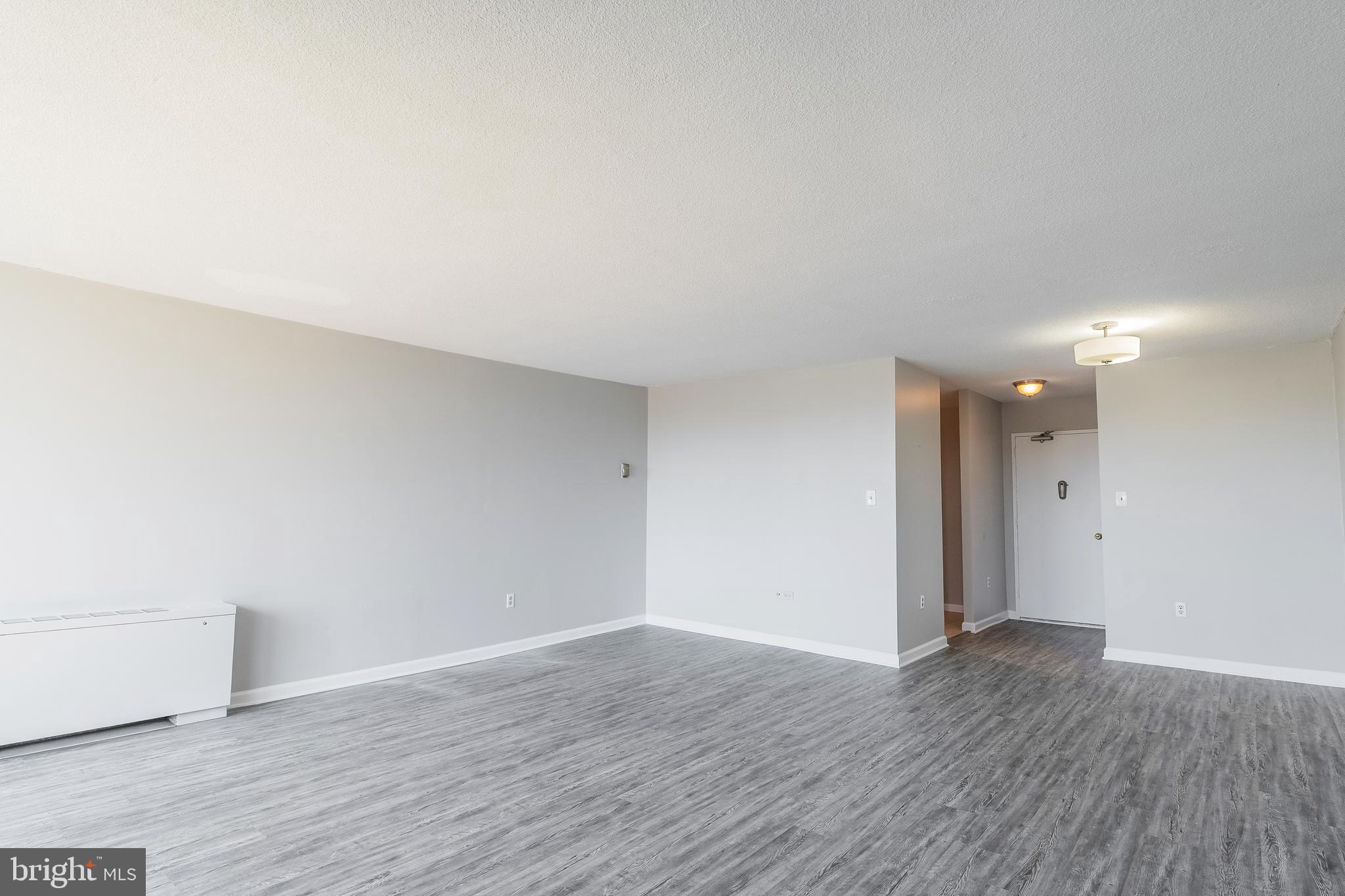 THE CARLTON - Residential