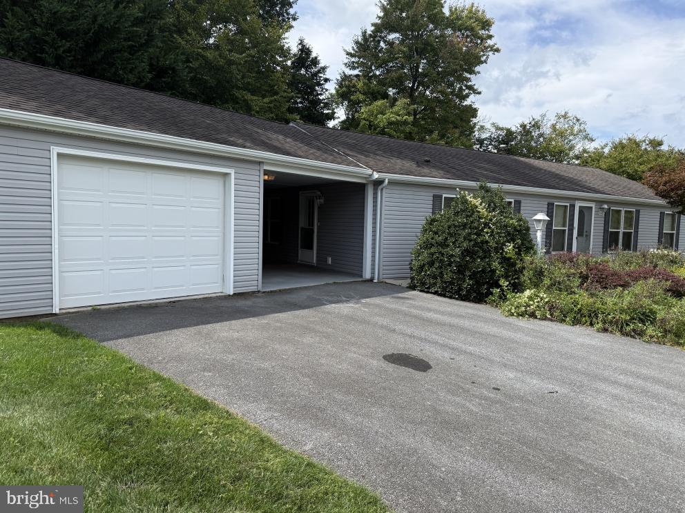 1002 HEMLOCK CIRCLE