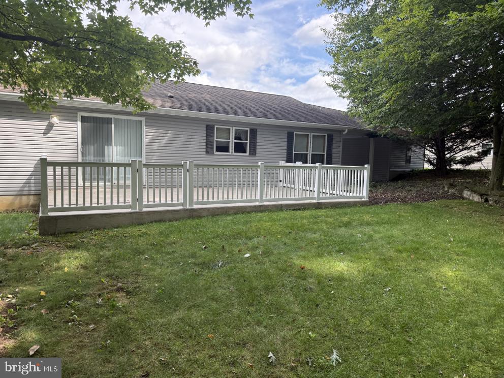 1002 HEMLOCK CIRCLE
