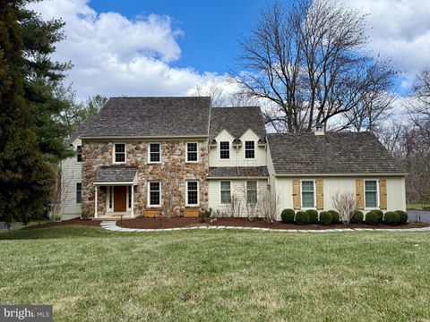 205 RAVENSCLIFF ROAD WAYNE PA 19087