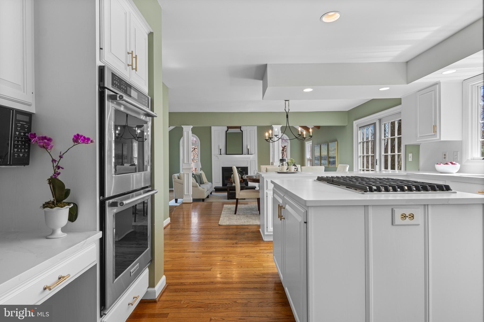 RAVENSCLIFF - Residential