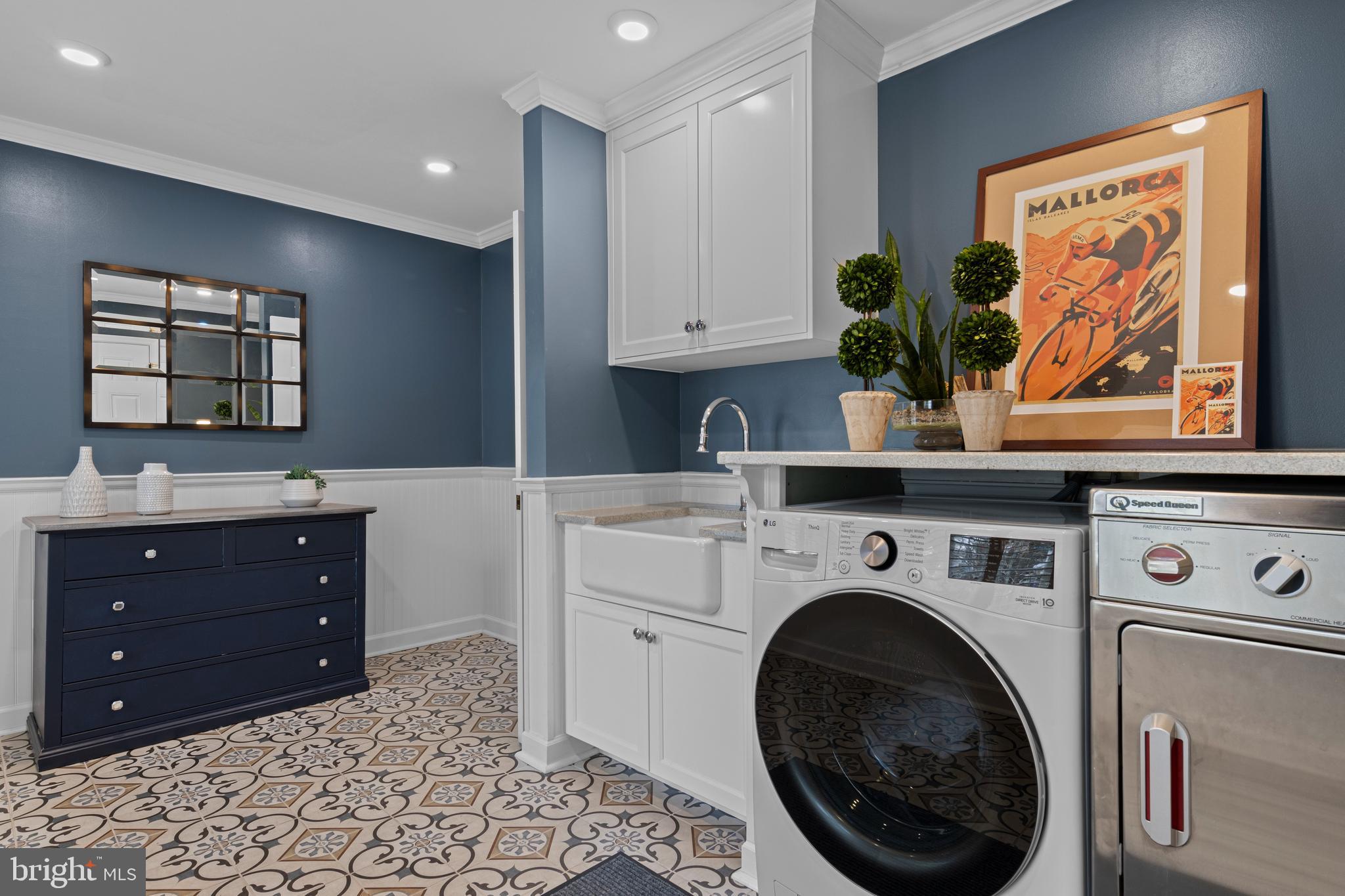 RAVENSCLIFF - Residential