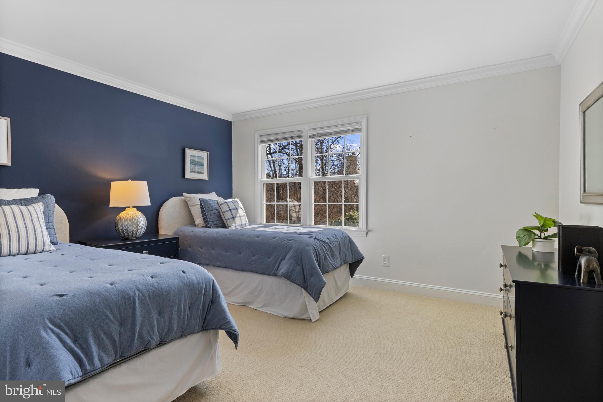 RAVENSCLIFF - Residential