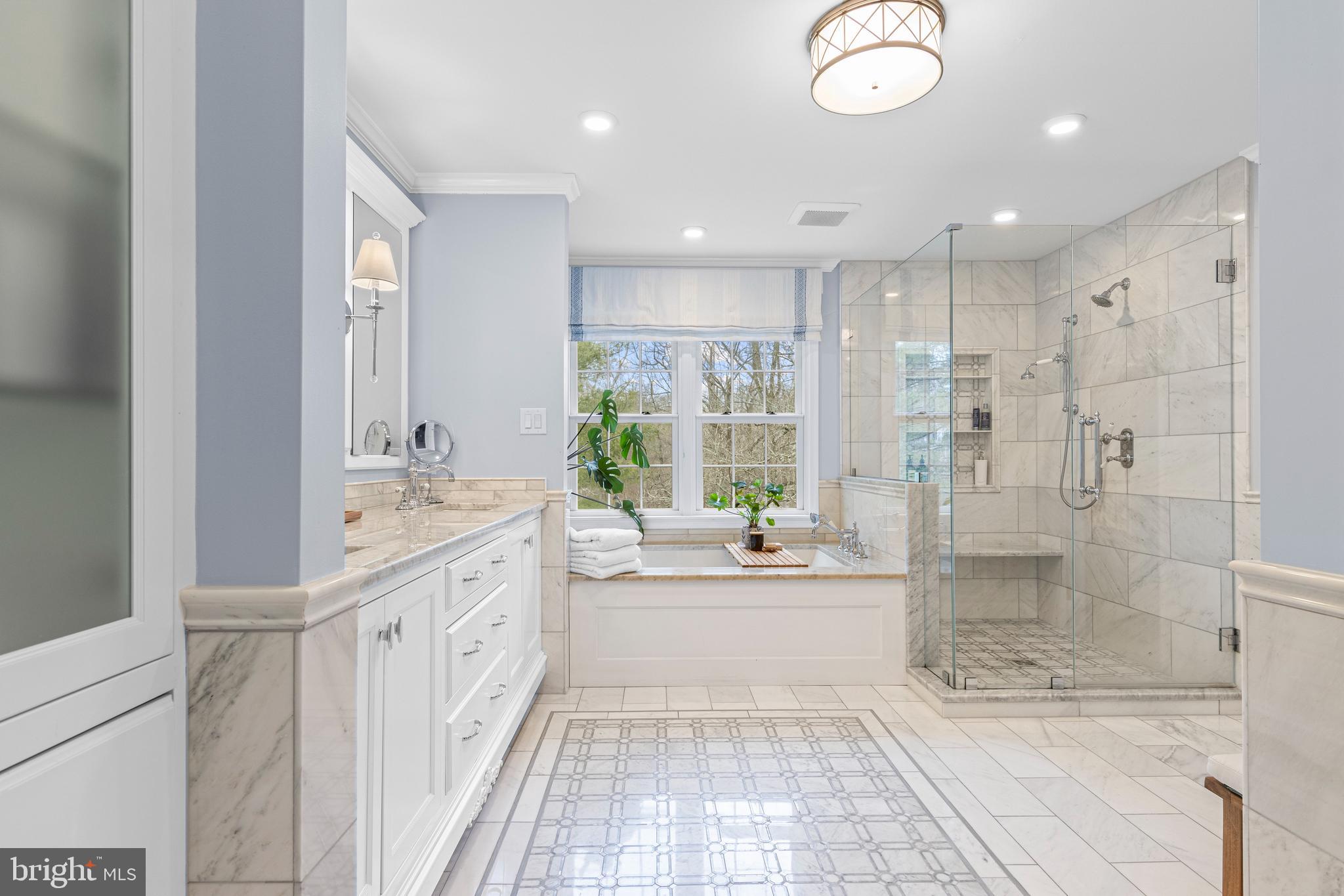 RAVENSCLIFF - Residential