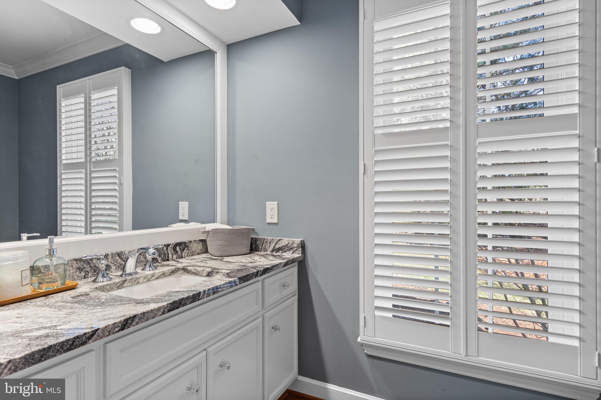 RAVENSCLIFF - Residential