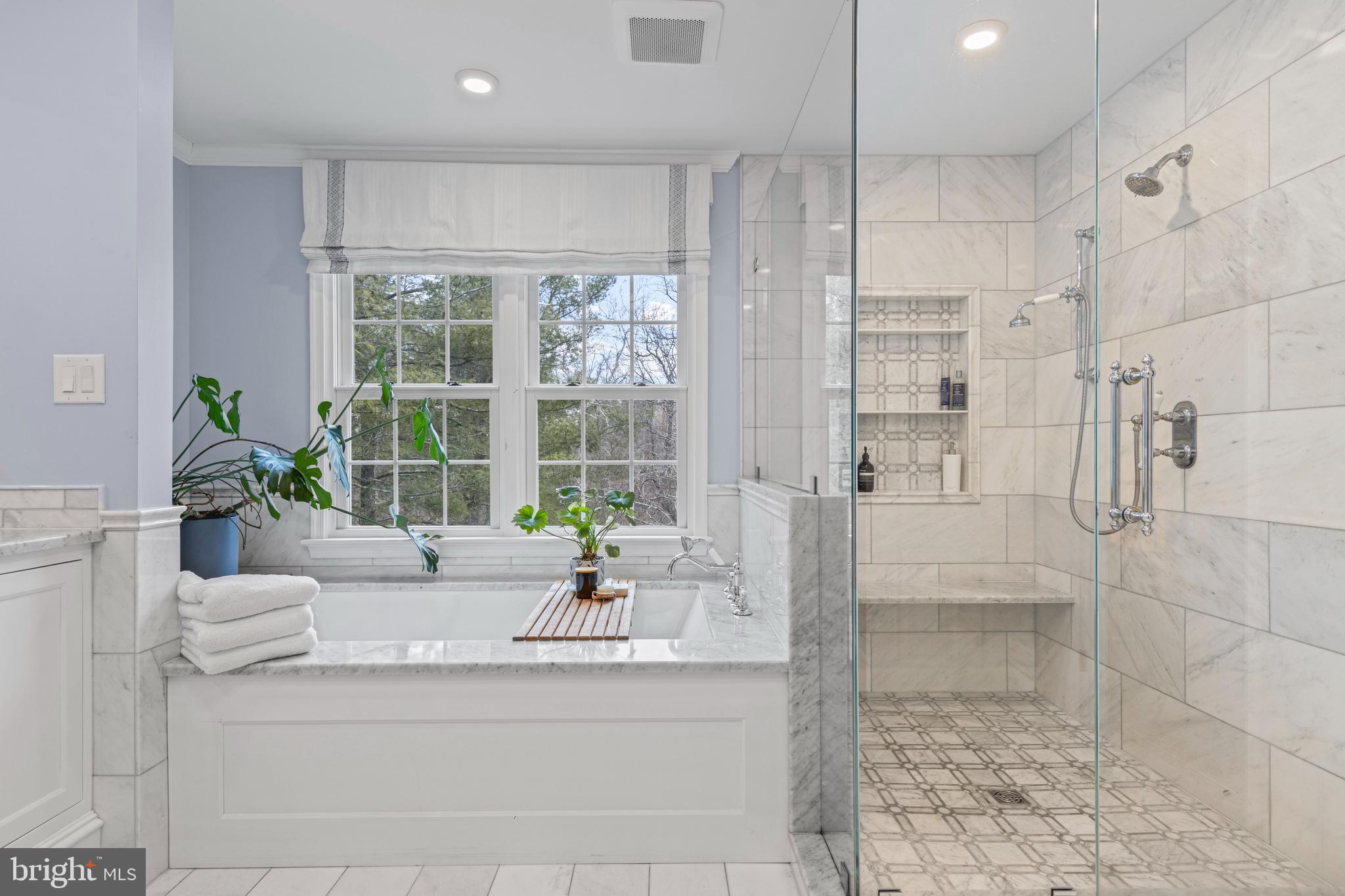 RAVENSCLIFF - Residential