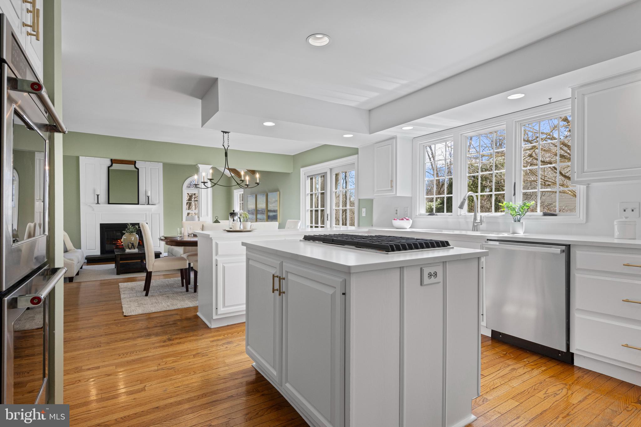 RAVENSCLIFF - Residential