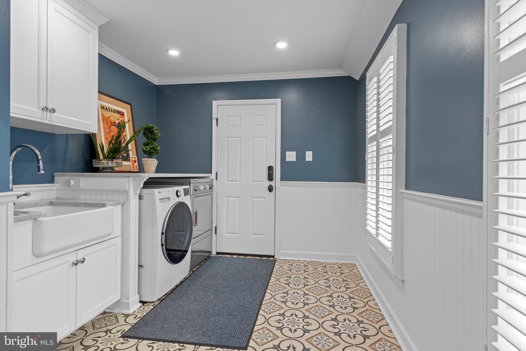 RAVENSCLIFF - Residential