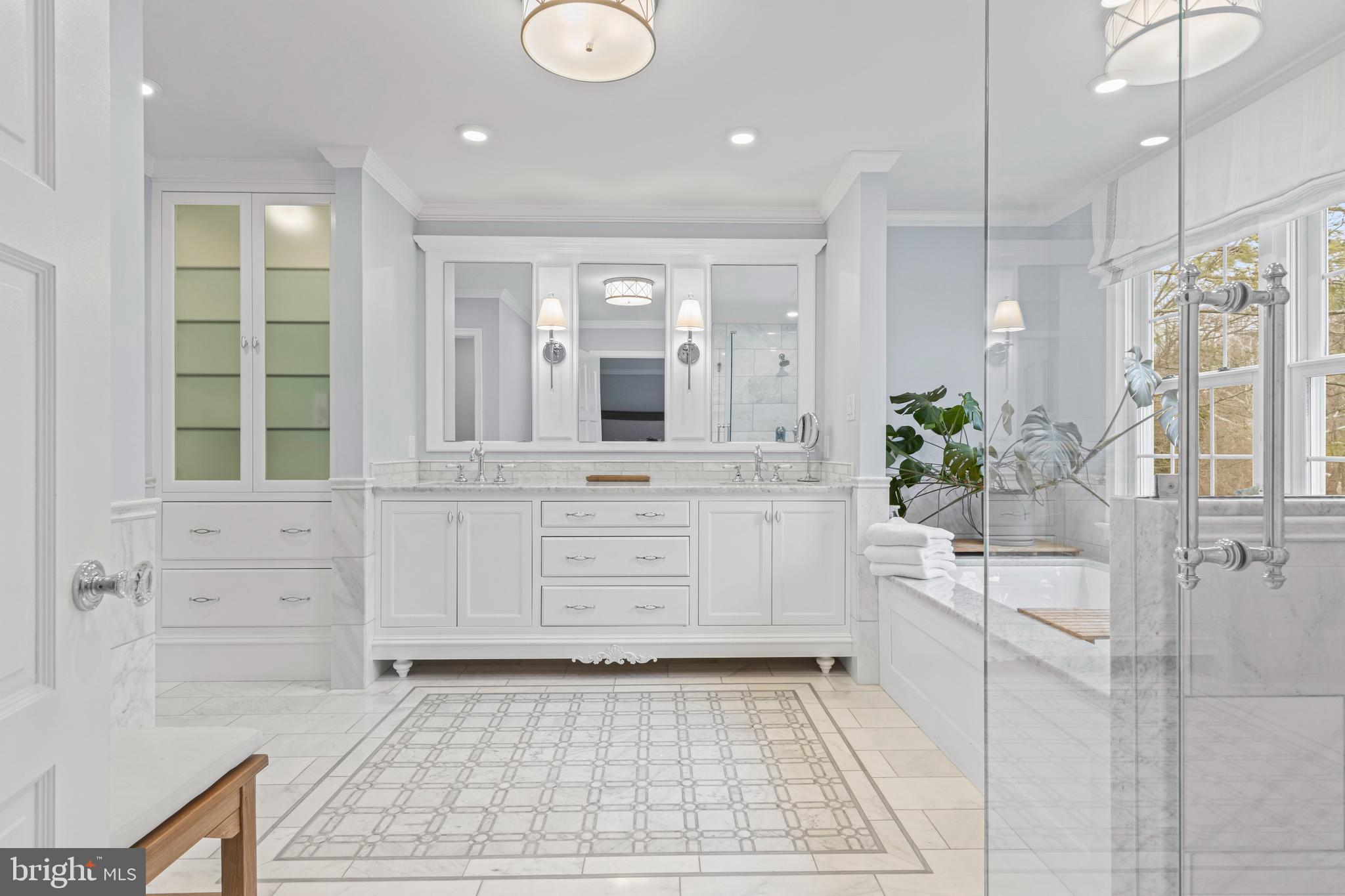 RAVENSCLIFF - Residential