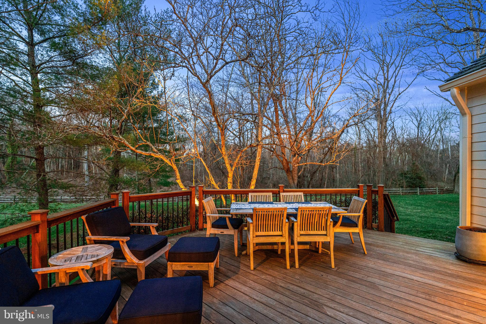 RAVENSCLIFF - Residential