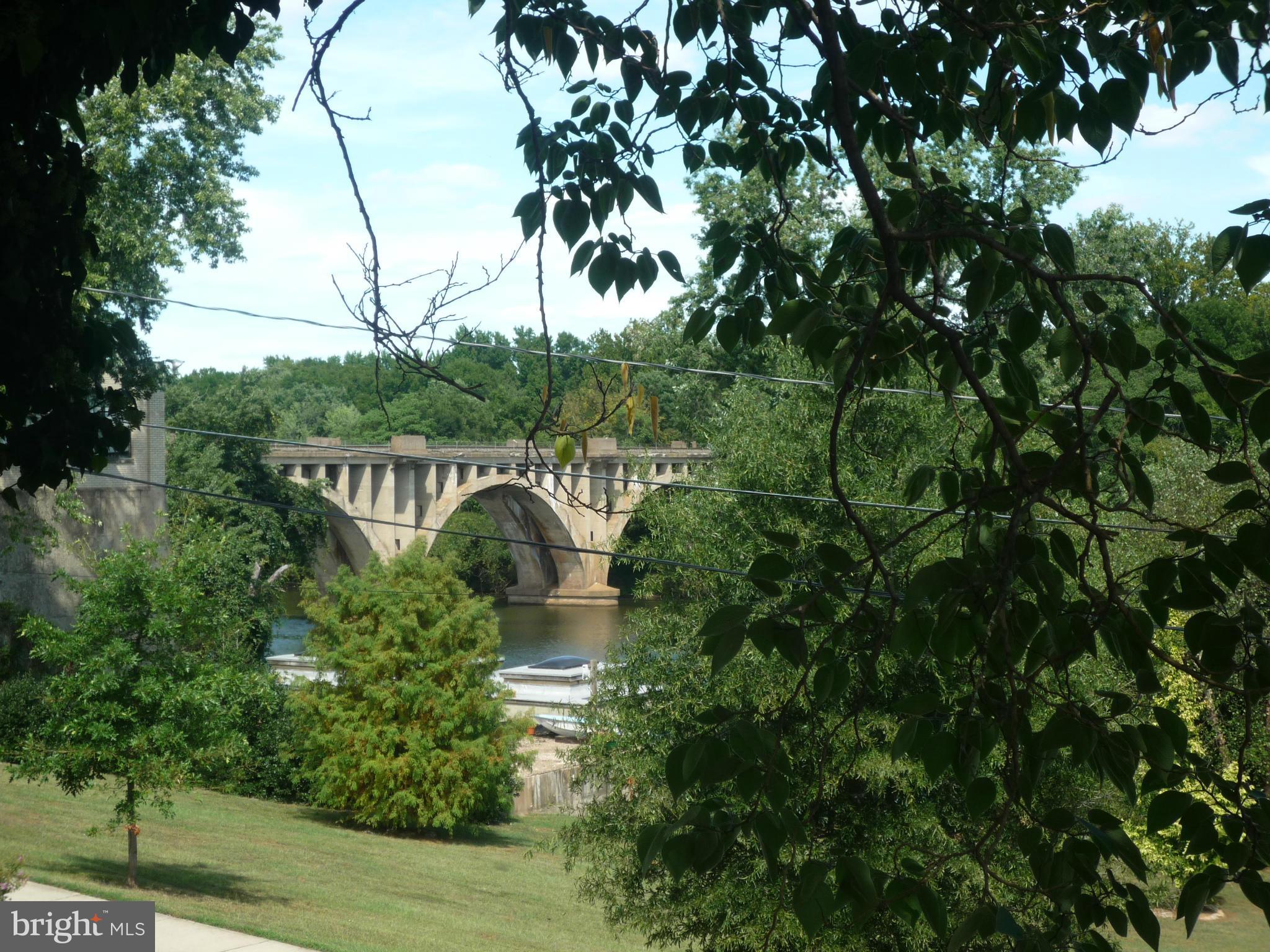 FREDERICKSBURG CITY - Residential