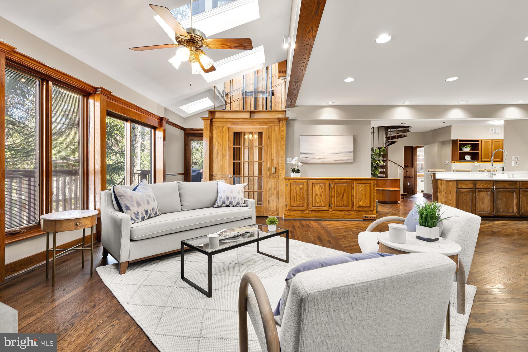 WOODHAVEN - Residential