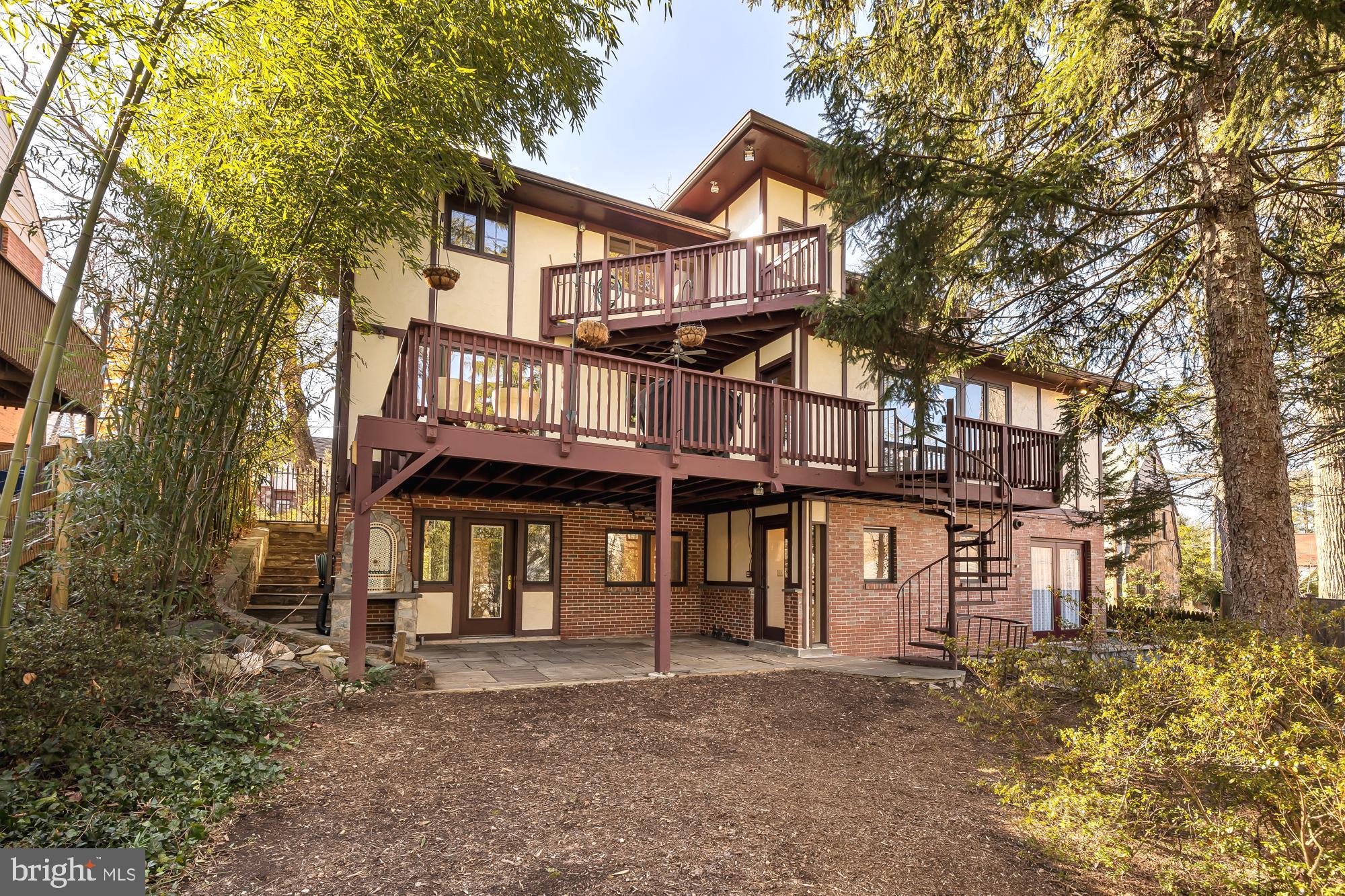 WOODHAVEN - Residential