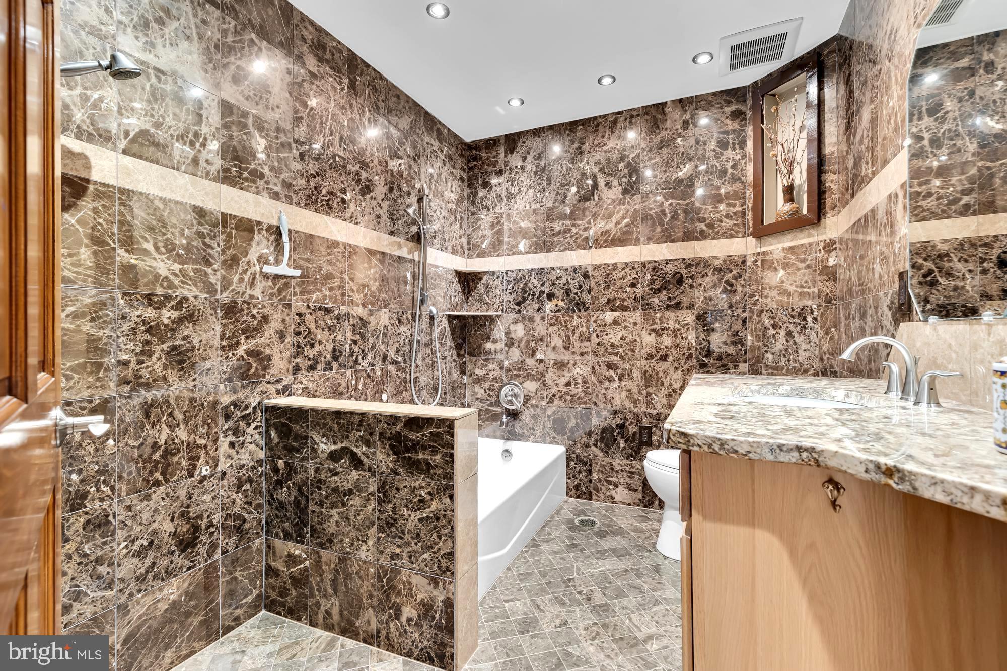 WOODHAVEN - Residential