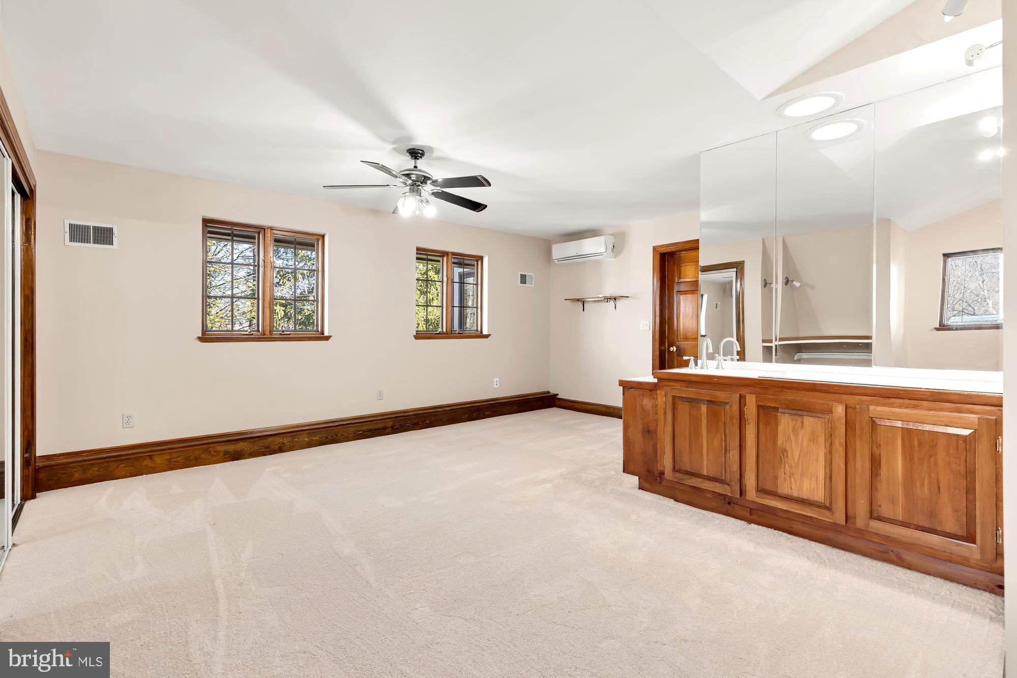 WOODHAVEN - Residential