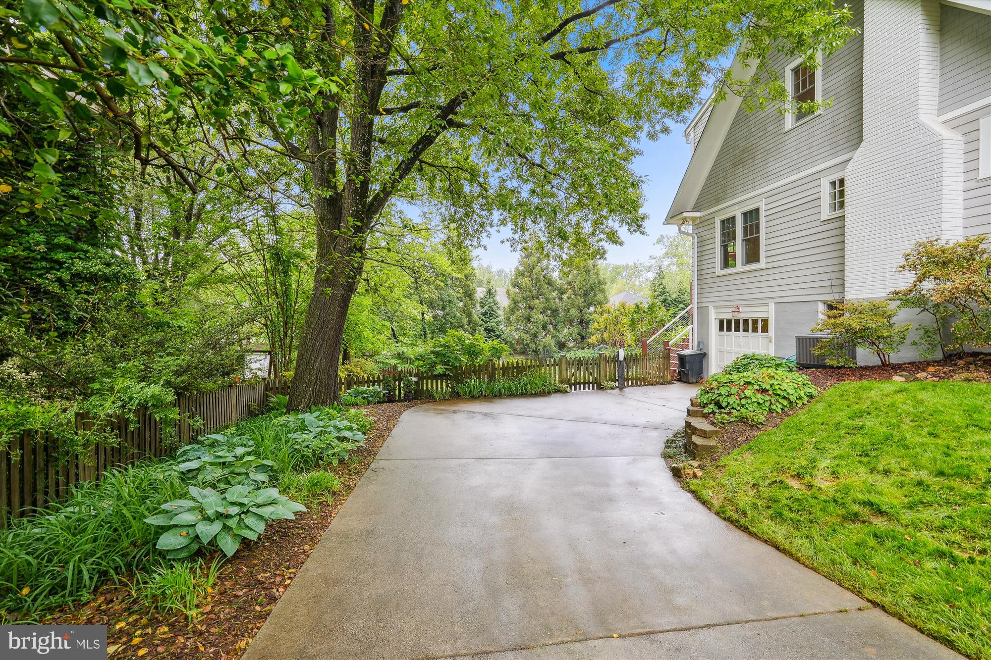 HUNTINGTON TERRACE - Residential