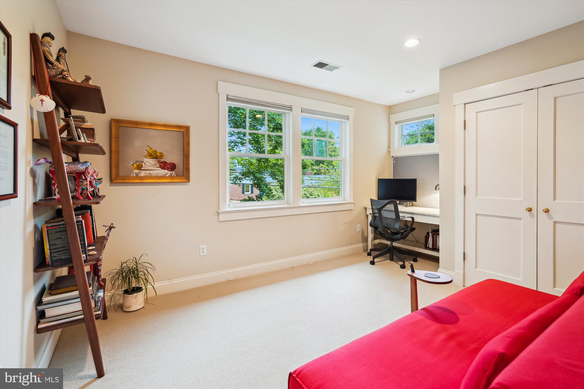 HUNTINGTON TERRACE - Residential