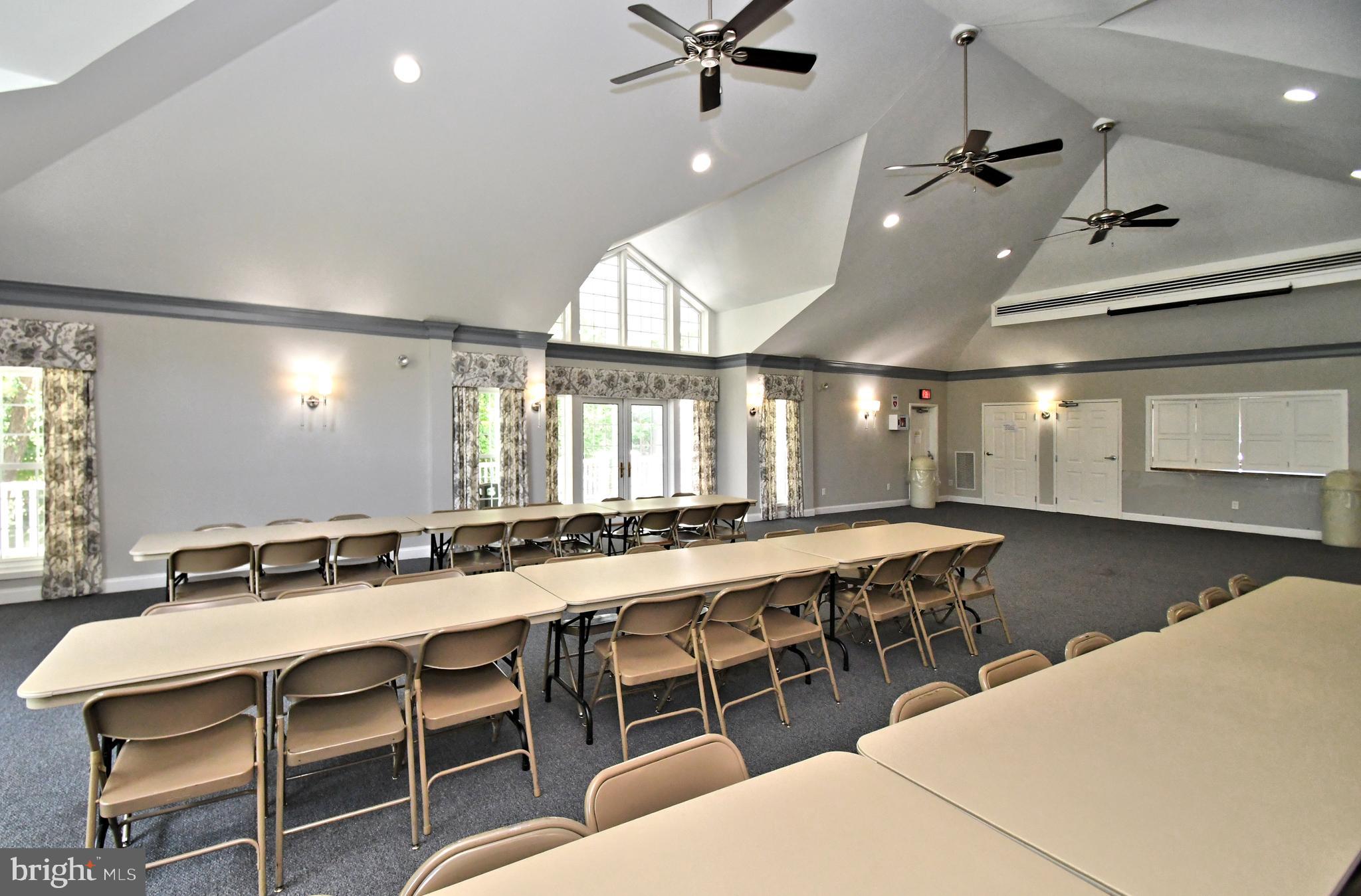 HIDDEN SPRINGS - Residential