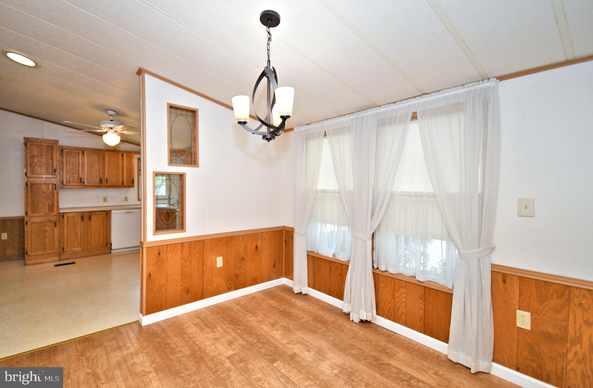 HIDDEN SPRINGS - Residential