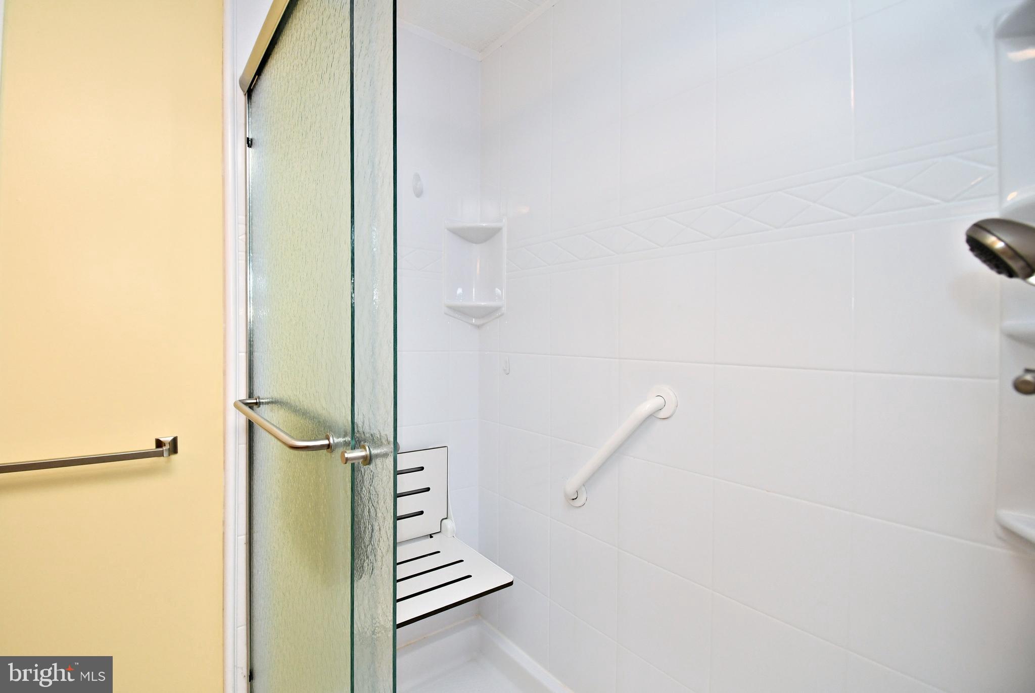 HIDDEN SPRINGS - Residential