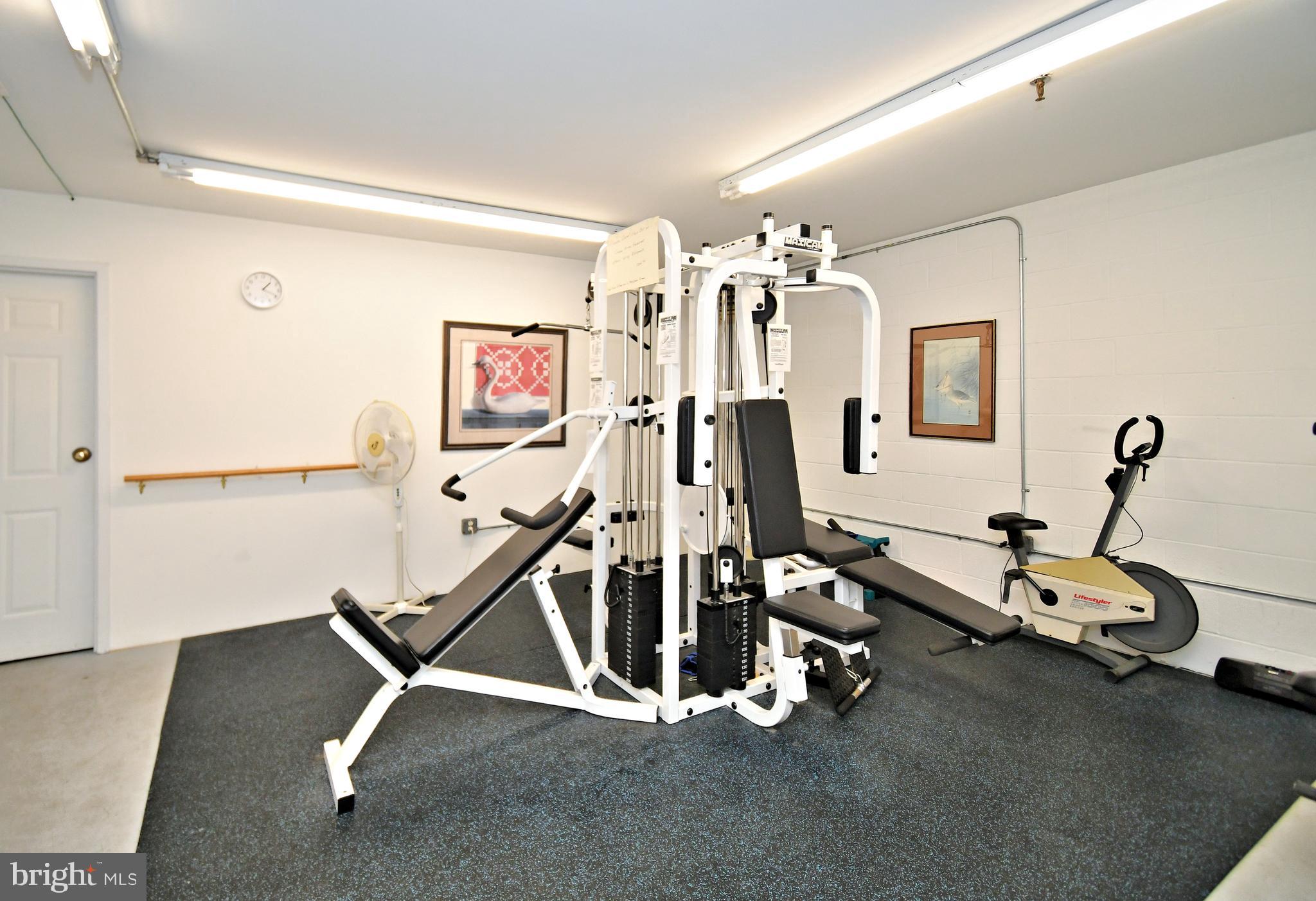 HIDDEN SPRINGS - Residential