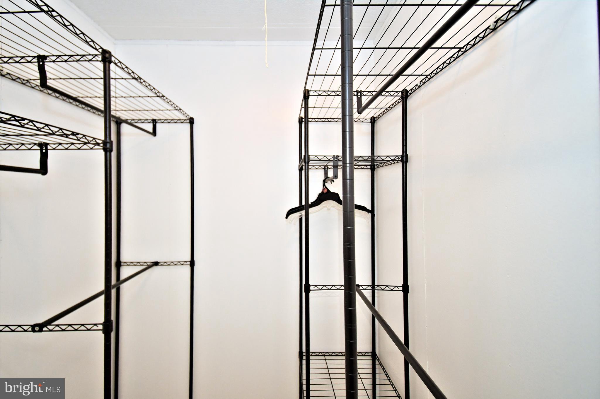 HIDDEN SPRINGS - Residential