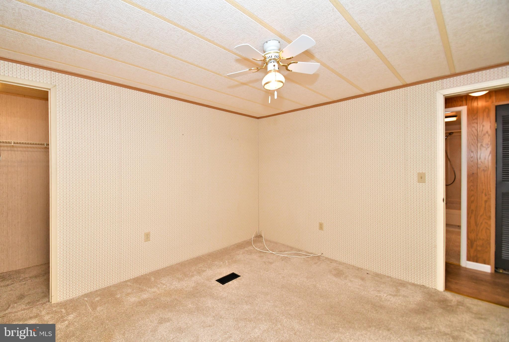 HIDDEN SPRINGS - Residential