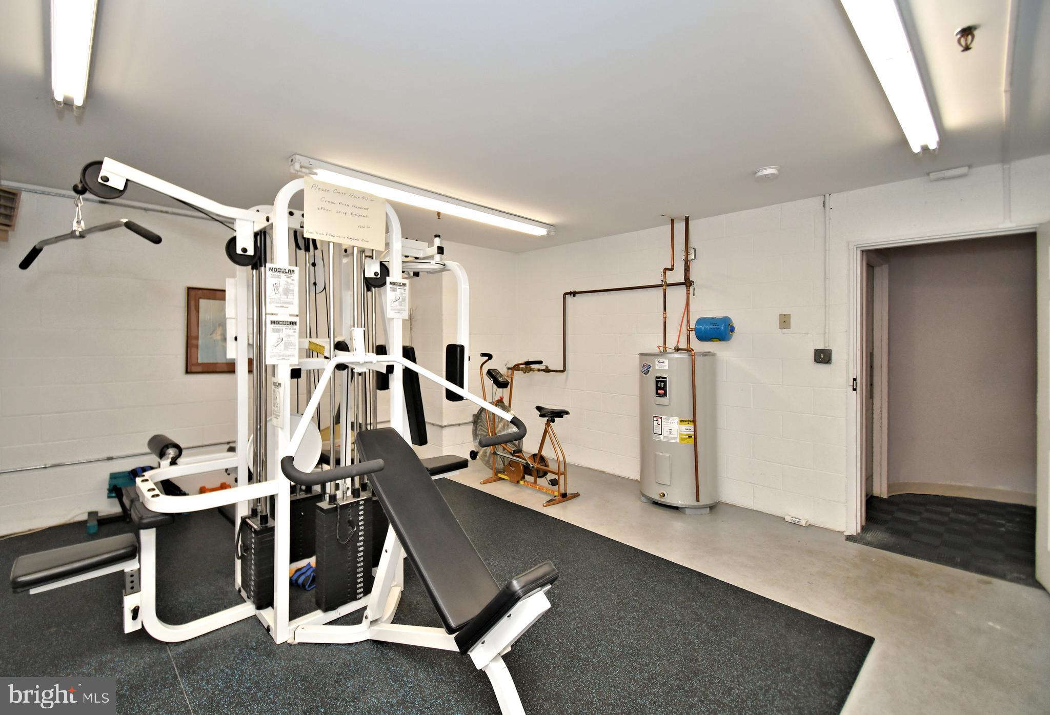 HIDDEN SPRINGS - Residential