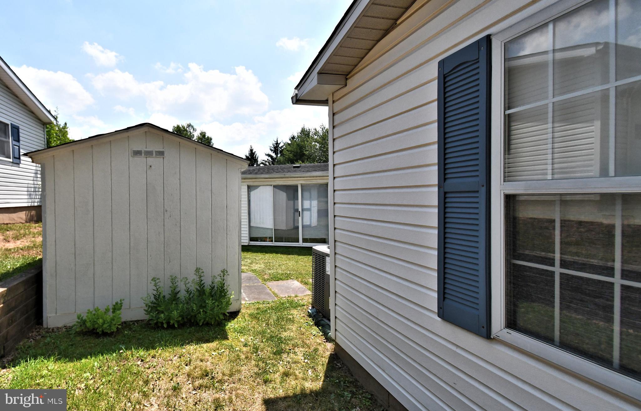 HIDDEN SPRINGS - Residential