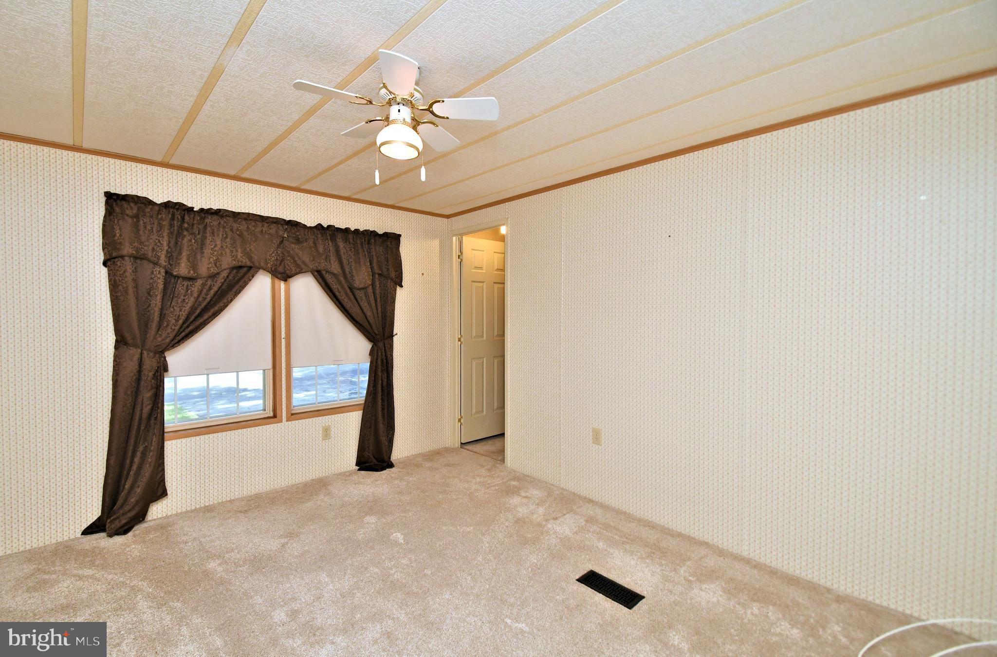 HIDDEN SPRINGS - Residential