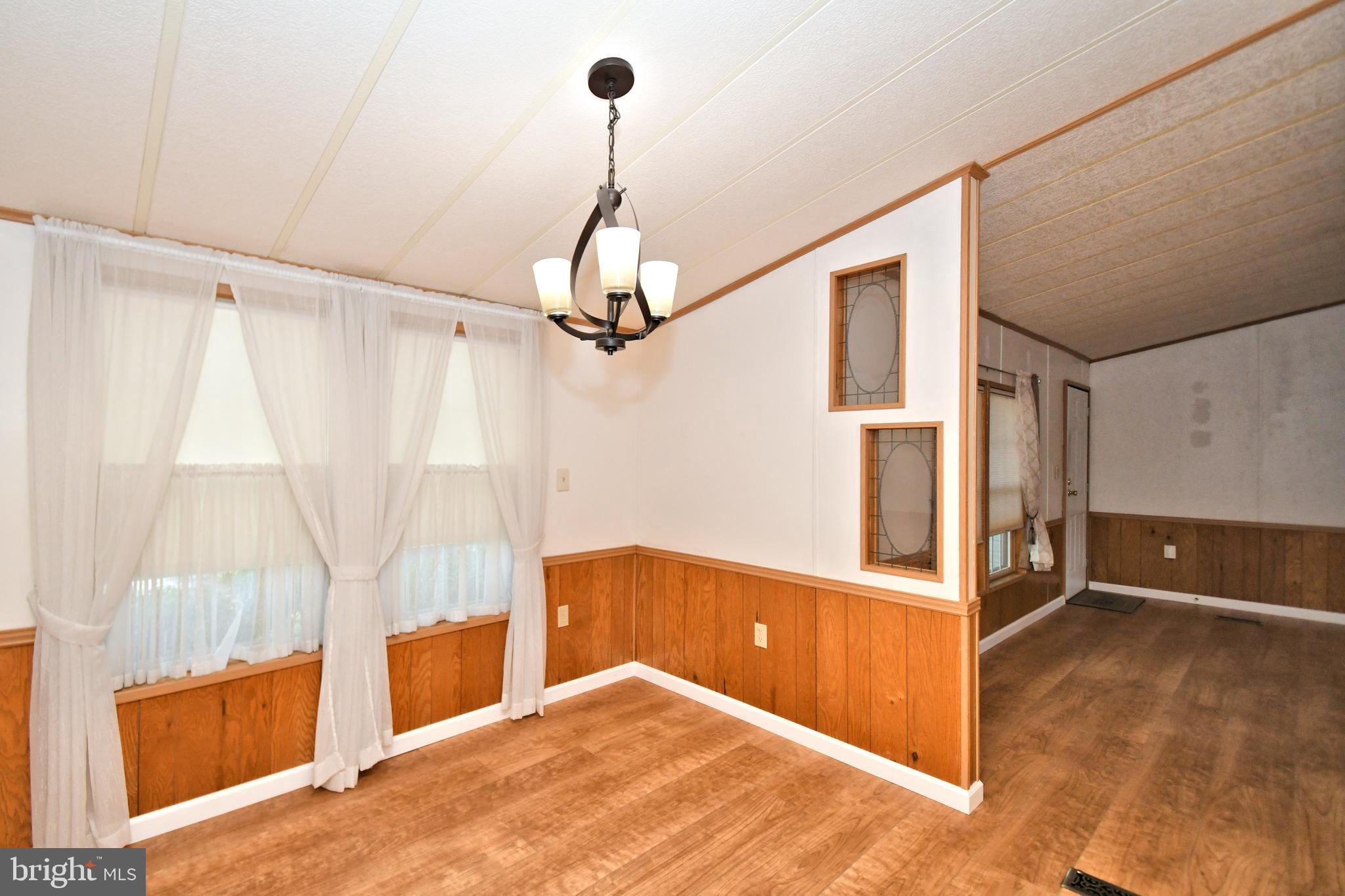 HIDDEN SPRINGS - Residential