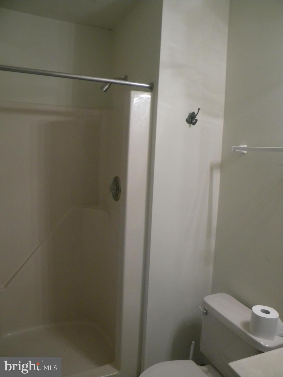 LAKE OF THE WOODS - Residential Lease