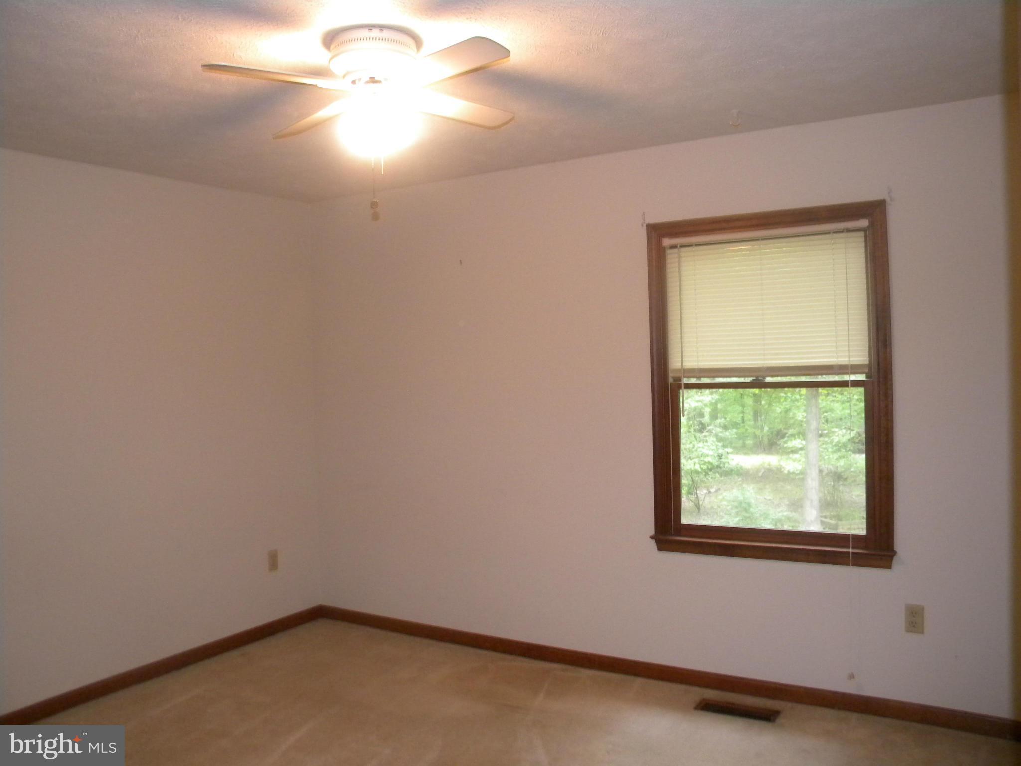 LAKE OF THE WOODS - Residential Lease