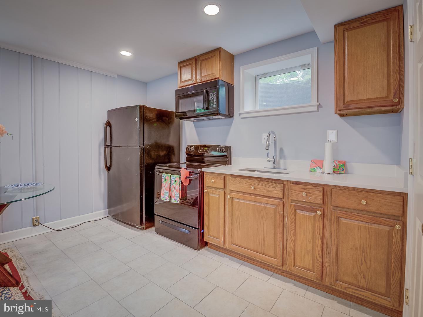 MURRAY HILL - Residential Lease