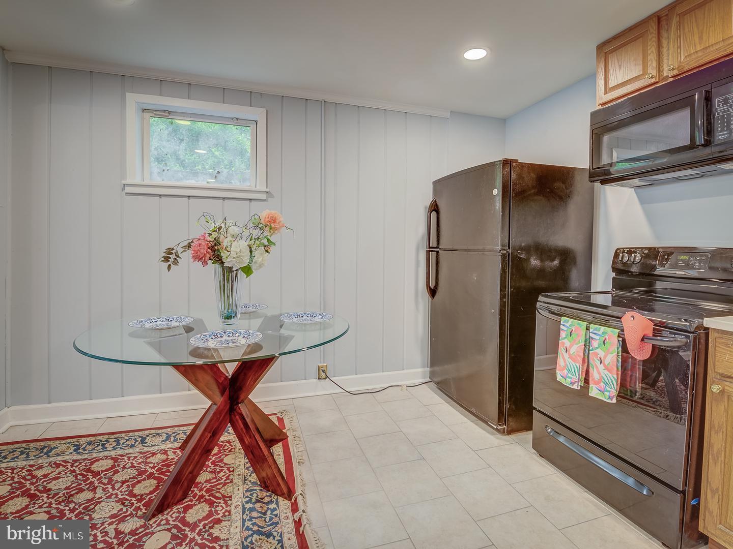 MURRAY HILL - Residential Lease