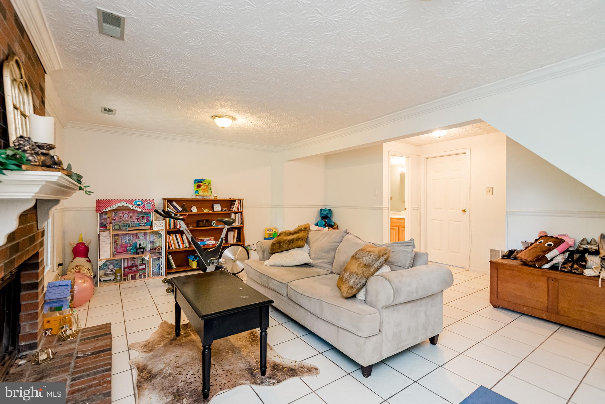 OAKMONT - Residential