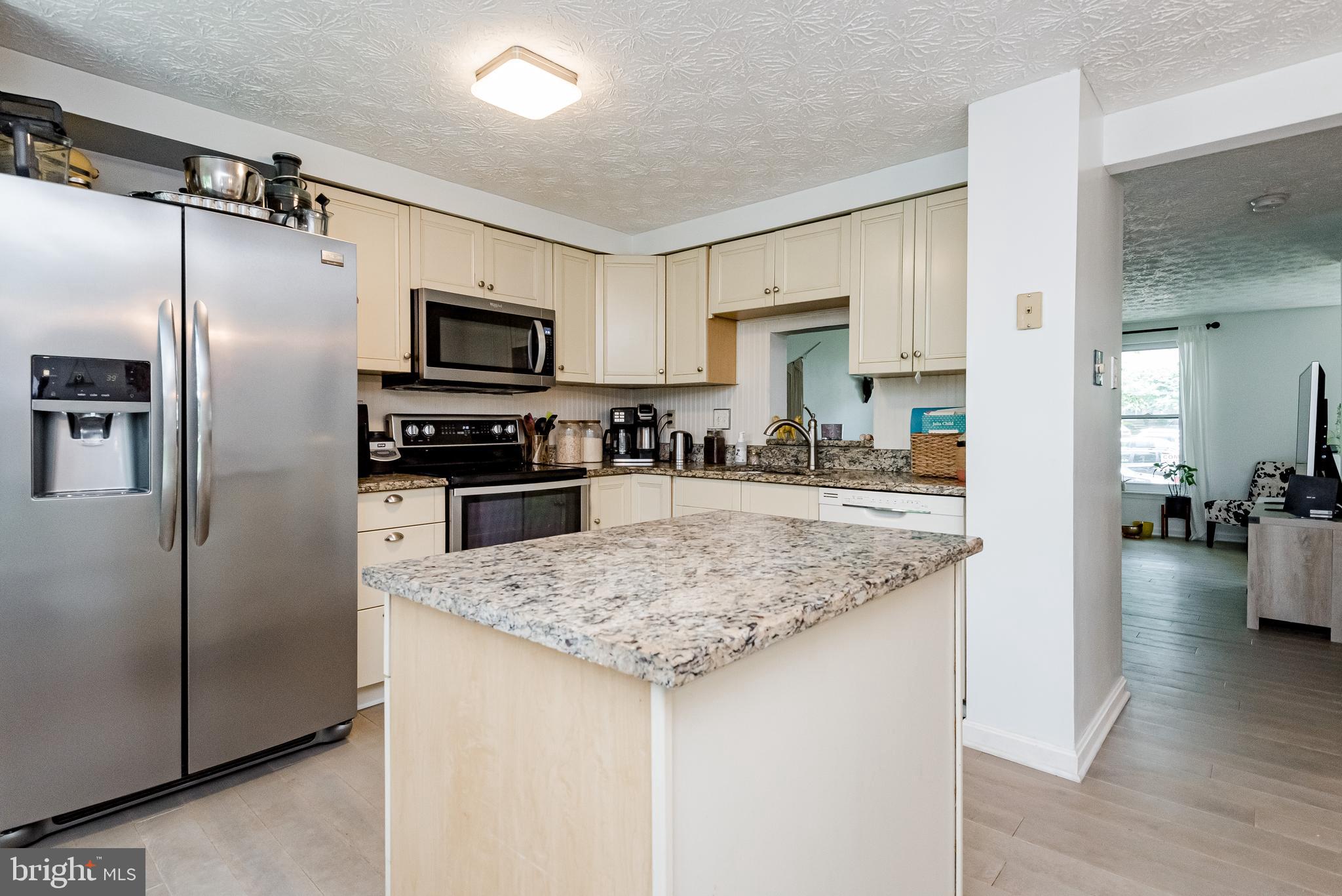 OAKMONT - Residential