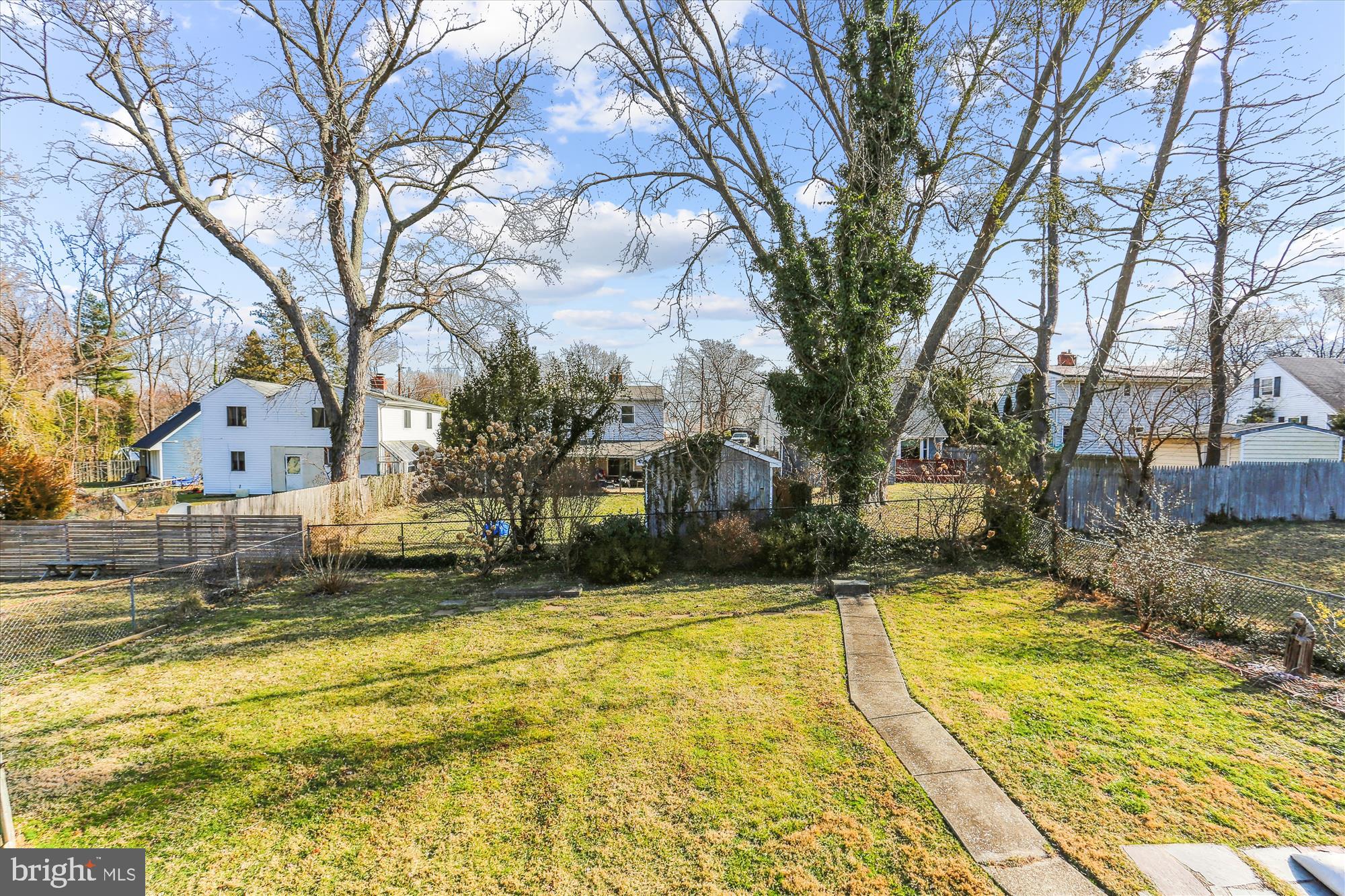 ROCKLAND - Residential