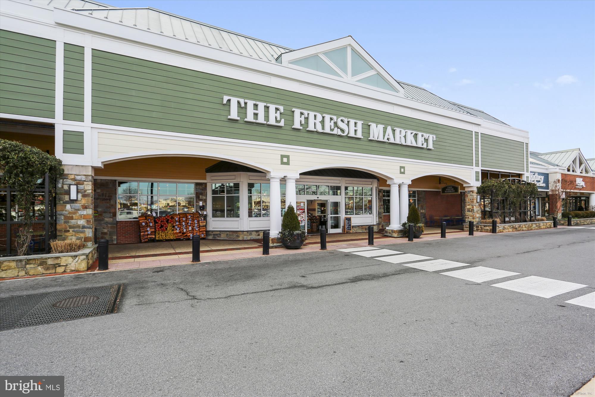 ROCKLAND - Residential