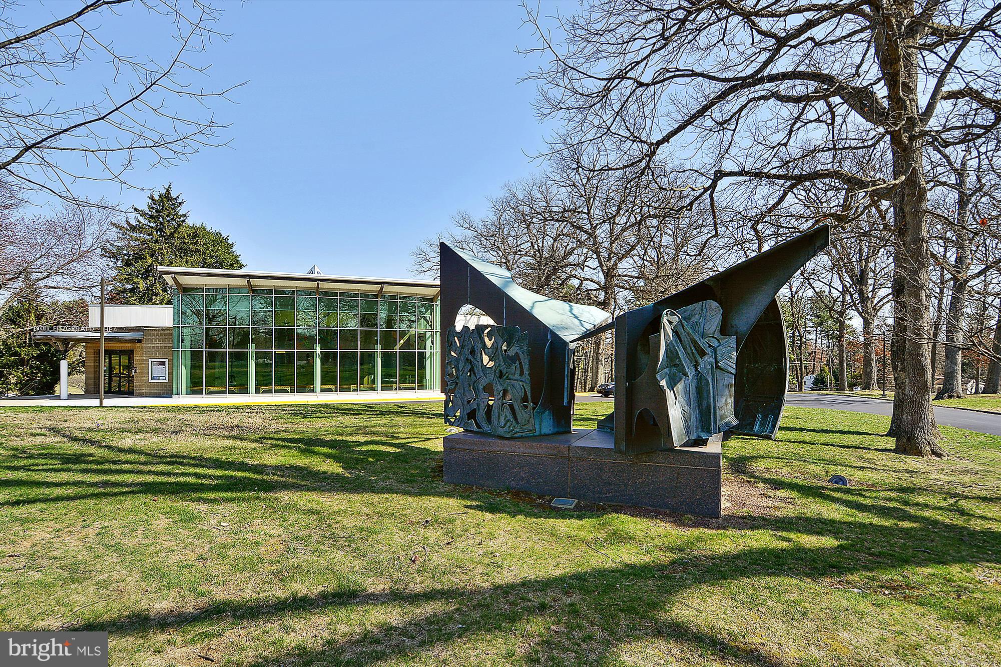 ROCKLAND - Residential