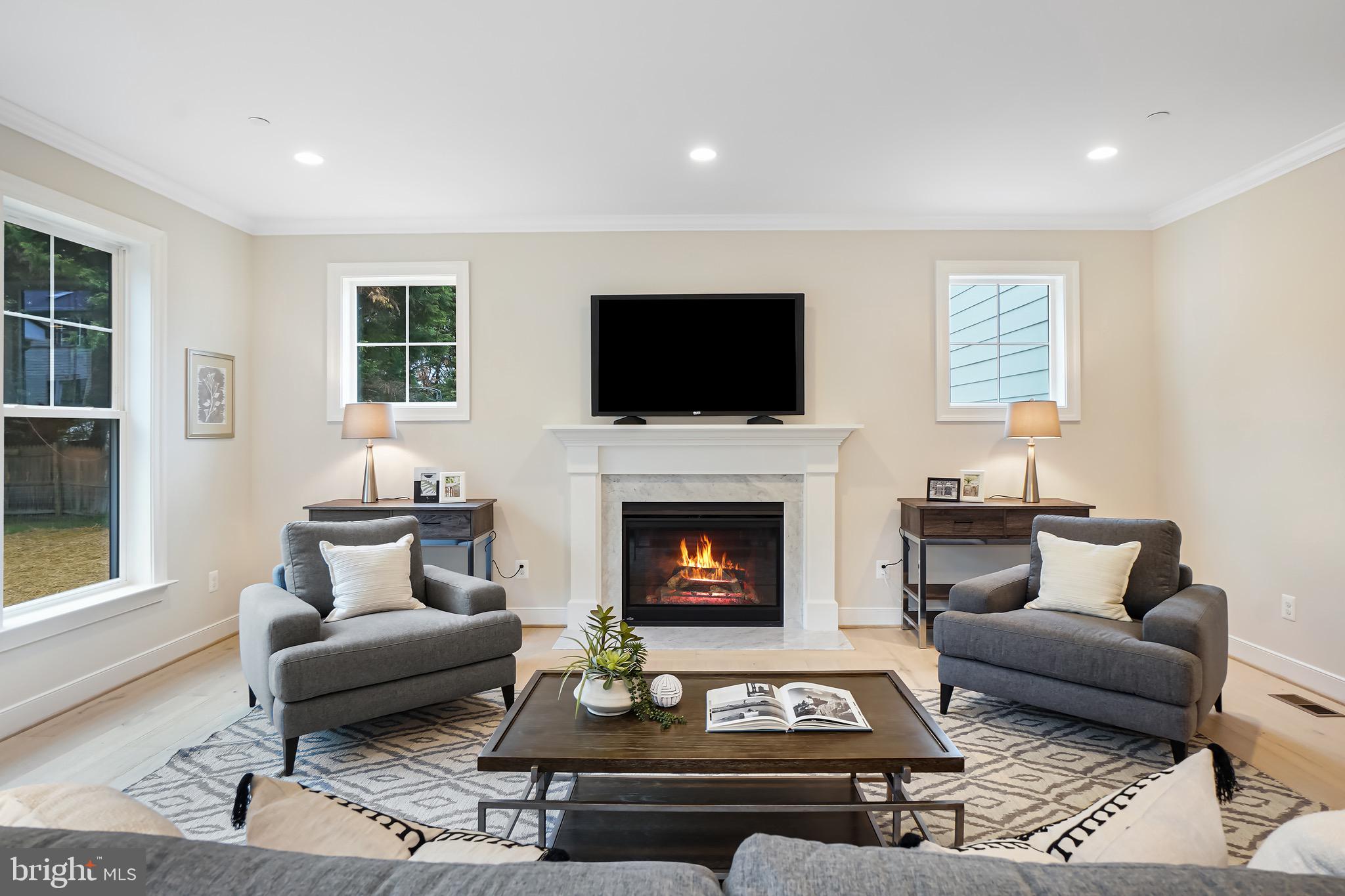 DARNESTOWN OUTSIDE - Residential