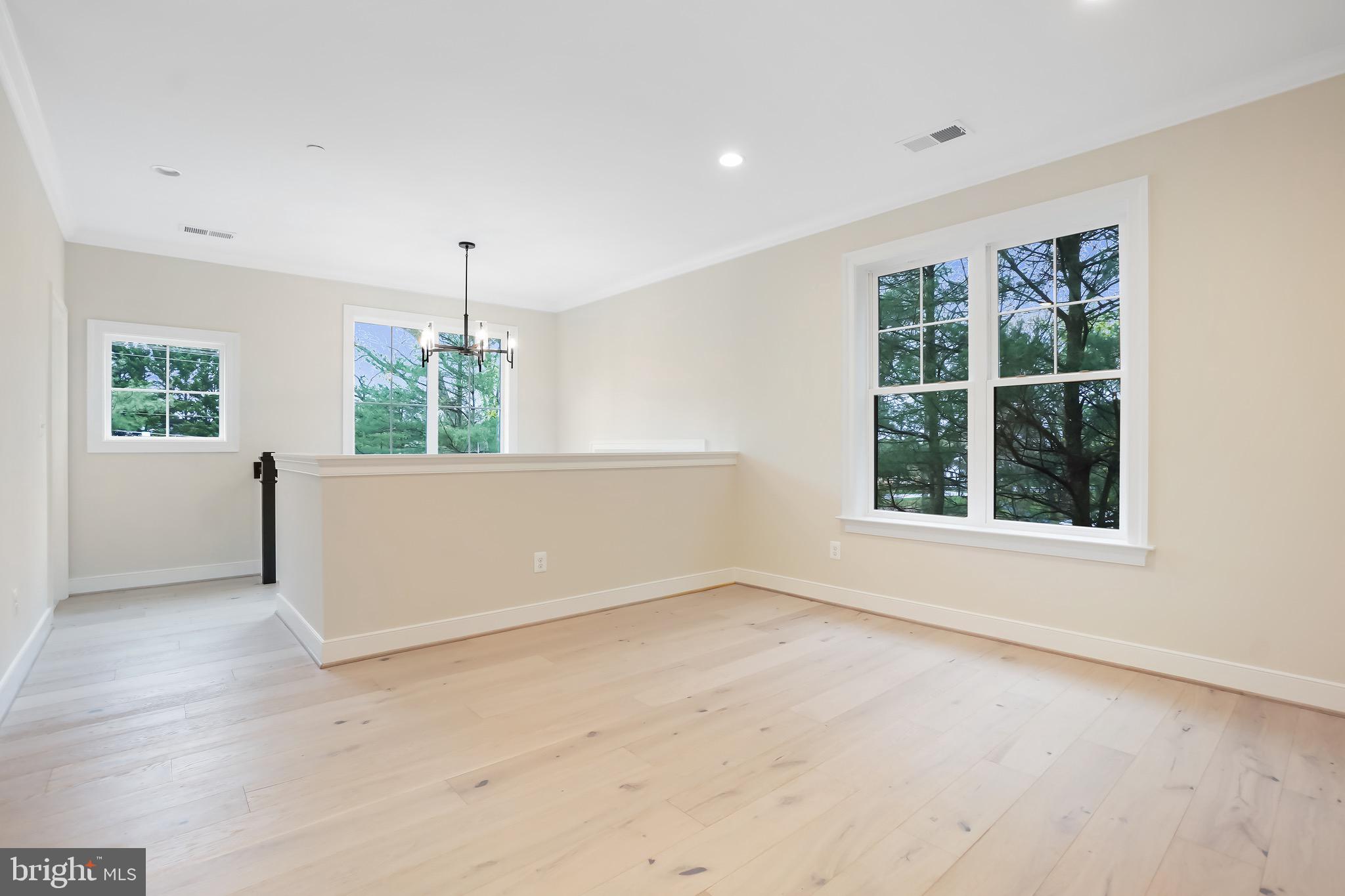 DARNESTOWN OUTSIDE - Residential