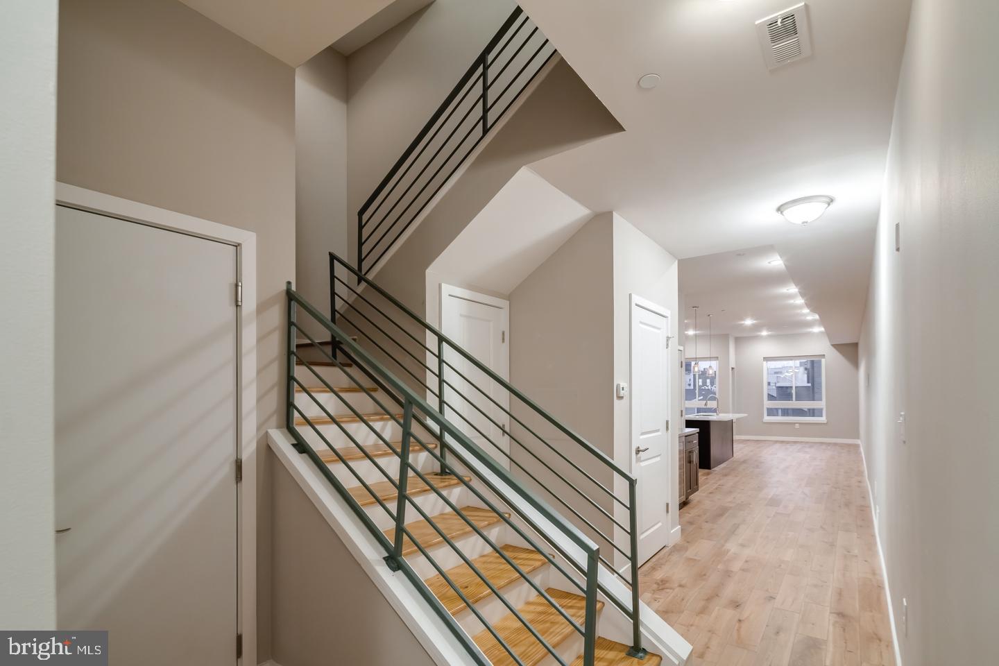 FRANCISVILLE - Residential Lease