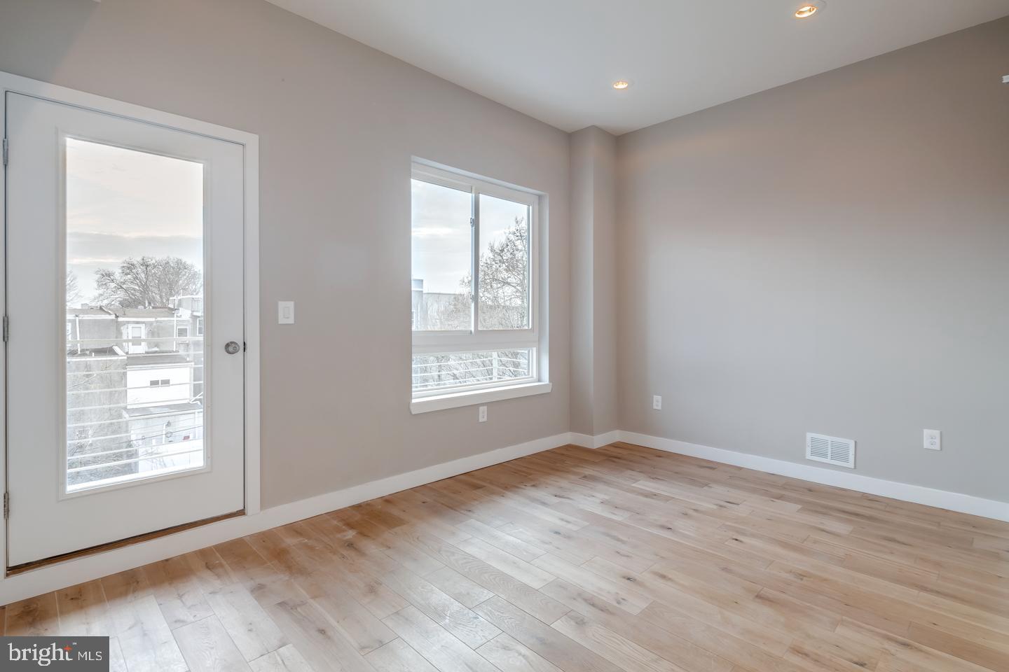 FRANCISVILLE - Residential Lease